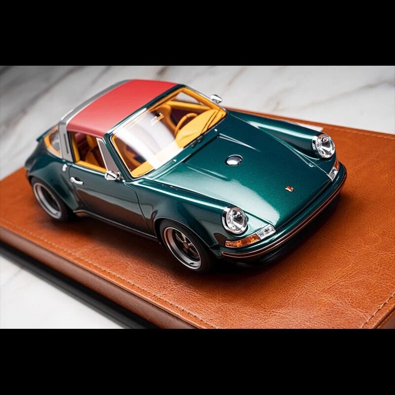 Make Up  1:18 Porsche Singer 911 964 Targa Resin Car Model Metallic Green