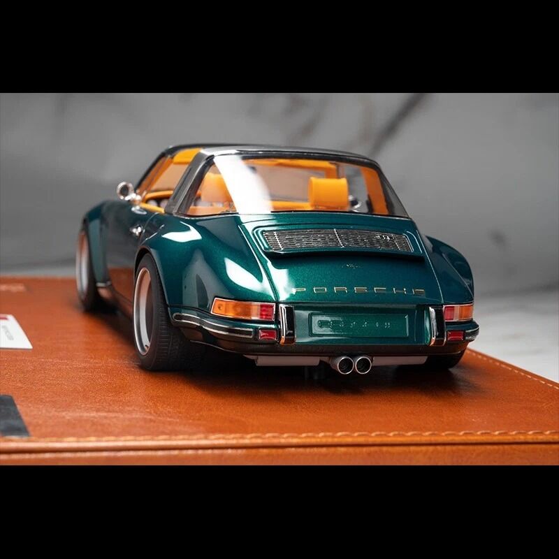 Make Up  1:18 Porsche Singer 911 964 Targa Resin Car Model Metallic Green