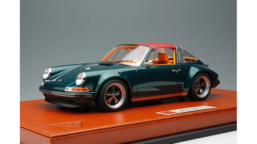 Make Up  1:18 Porsche Singer 911 964 Targa Resin Car Model Metallic Green