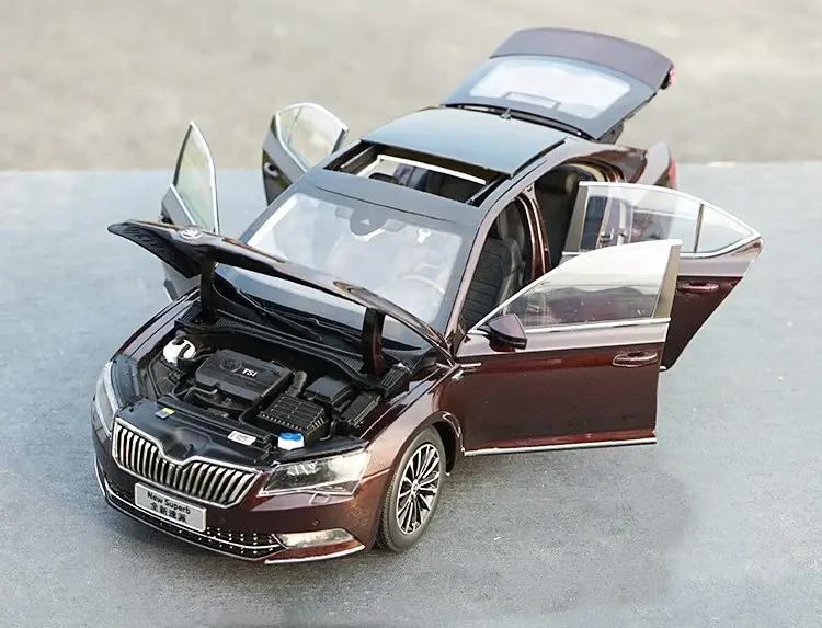 PAUDI SKODA NEW SUPERB 1:18
