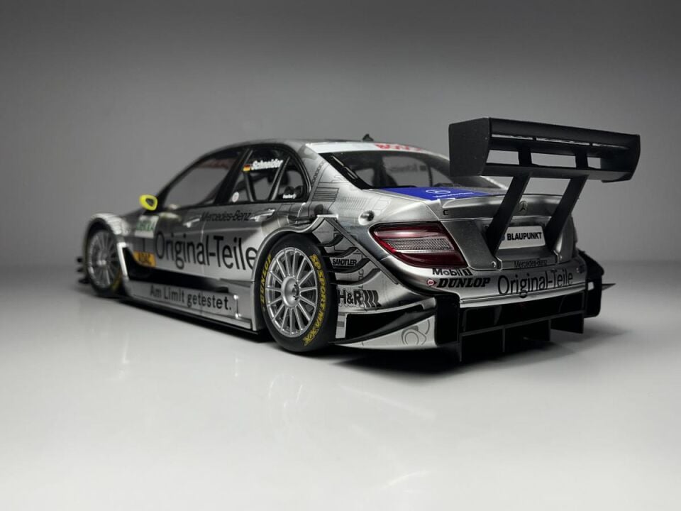 AUTOart 2007 Mercedes Benz C-Class DTM Original-Teile Schneider