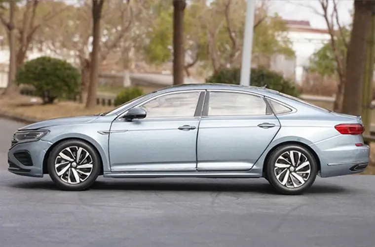 PAUDI VOLKSWAGEN PASSAT B8 2019 1:18