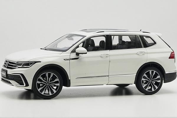 PAUDI VOLKSWAGEN TIGUAN L 2022 1:18
