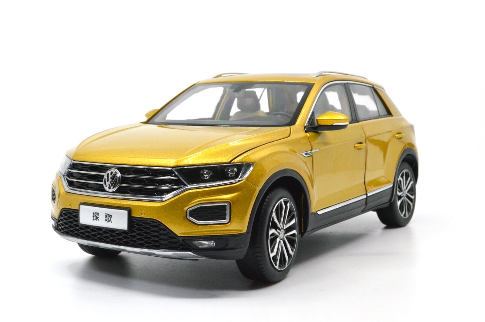 PAUDI VOLKSWAGEN T-ROC 2018 1:18
