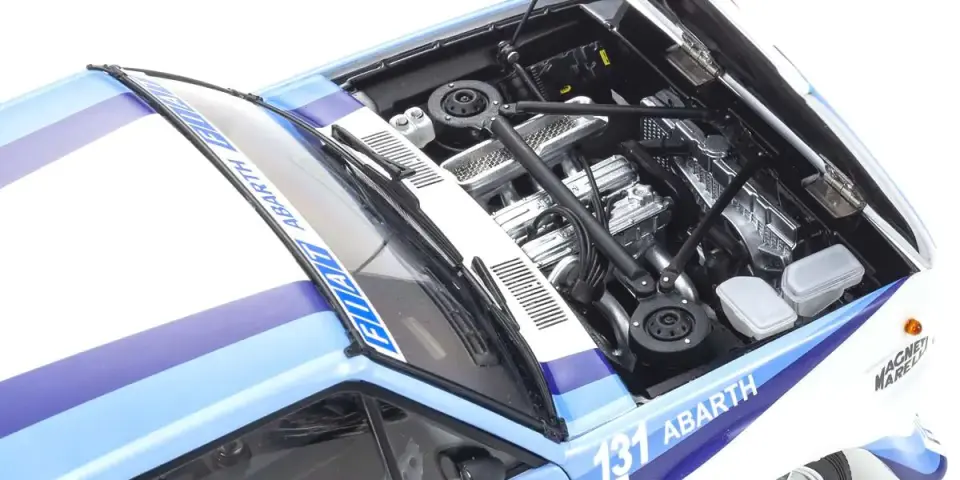 KYOSHO FIAT 131 ABARTH COSTA SMERALDA #1 1981 1:18 (08376D)