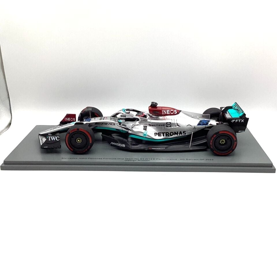 SPARK Mercedes-AMG Petronas F1 W13 E Performance #63 Bahrain GP 2022