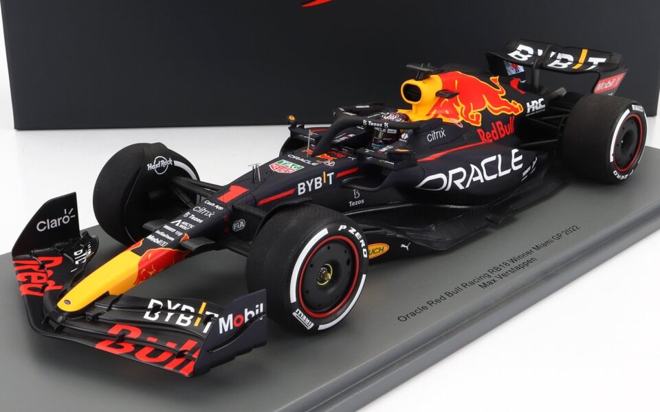 SPARK Oracle Red Bull Racing RB 18 Winner Saudi Arabian GP 2022