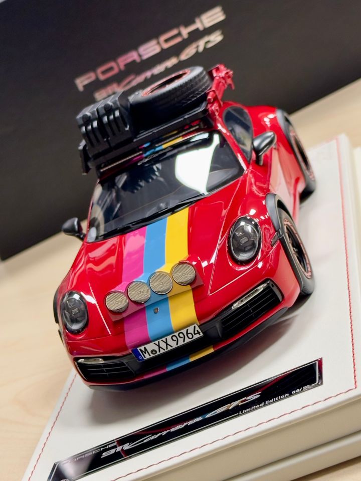 VIP MODEL PORSCHE 911 CARRERA RED DIRTY LIMITED 50 PSC 1:18