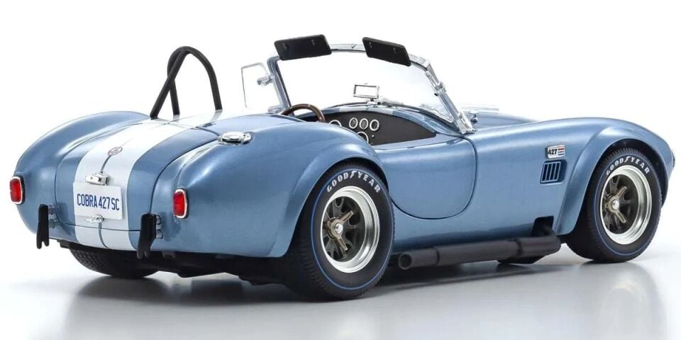 KYOSHO SHELBY COBRA 427 S/C SAPHIRE BLUE 1:18 (08047SBL)