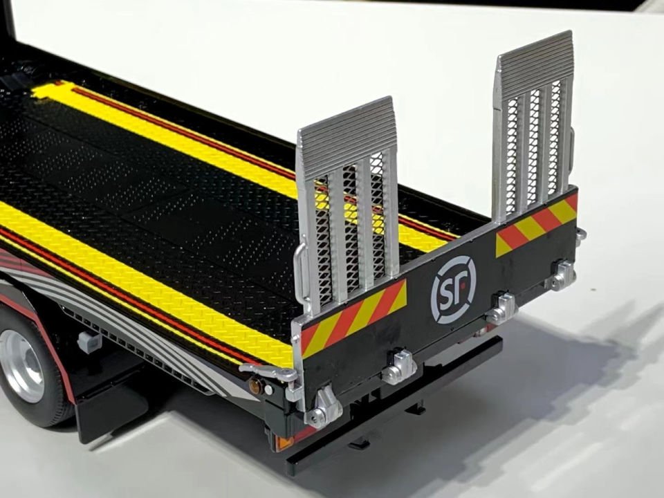 1/18 TİNY HİNO 300 FLATBED ÇEKİÇİ (IŞIKLI) SF Express