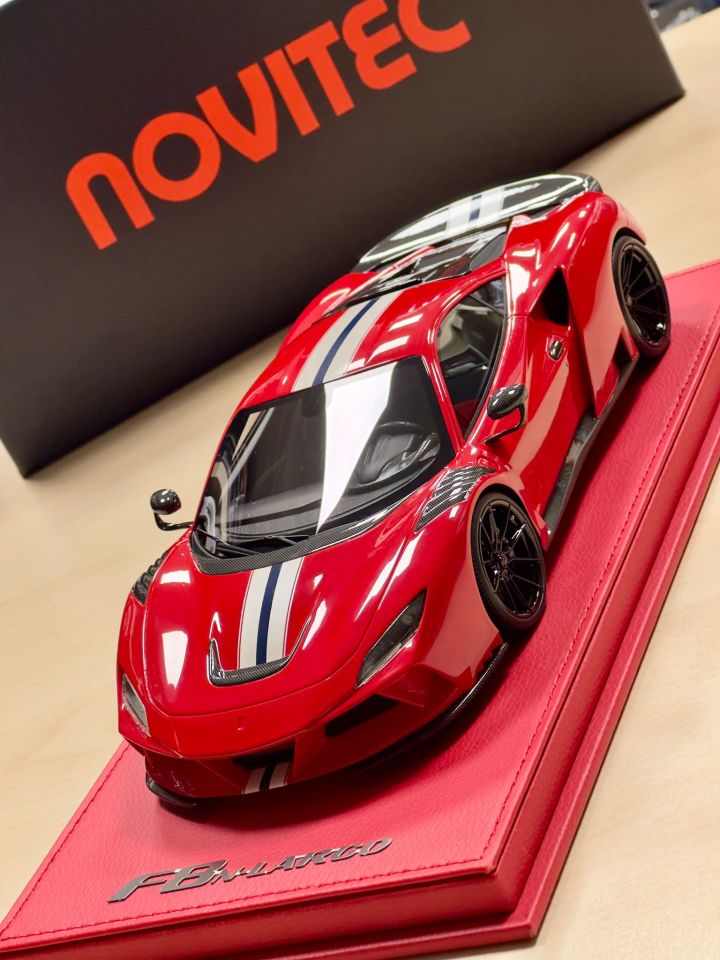 NOVITEC F8 N-LARGO FERRARI LIMITED 01/20 1:18 (84304)