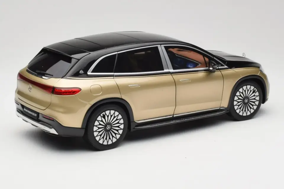 NZG 1:18 MERCEDES -MAYBACH EQS 680 SUV (Z296) 2024