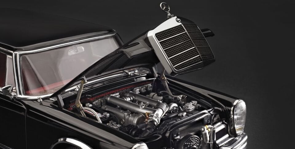 CMC MERCEDES-BENZ 600 PULLMAN (W 100) LIMOUSINE 1:18