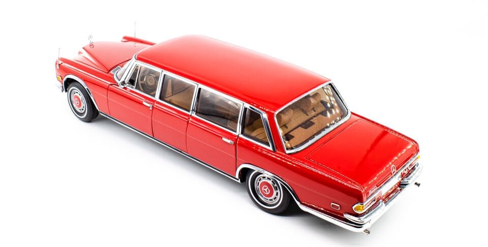 CMC MERCEDES-BENZ 600 PULLMAN (W 100) LIMOUSINE RED BARON 1:18