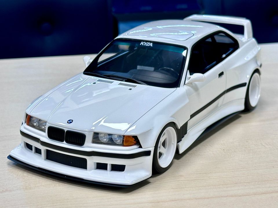 OTTO 1:18 BMW E36 KHYZYL SALEEM (OT1051) 1:18