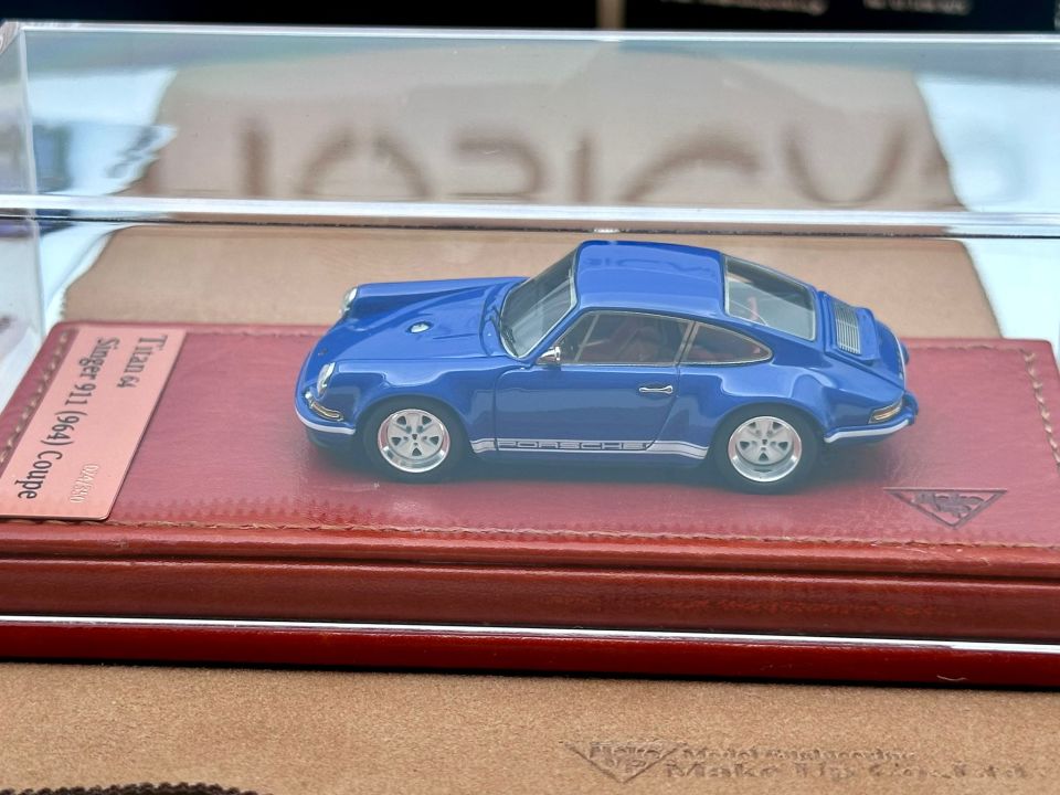MAKE UP TITAN 64 SINGER 911 (964) COUPE LIMITED 24/350 1:64