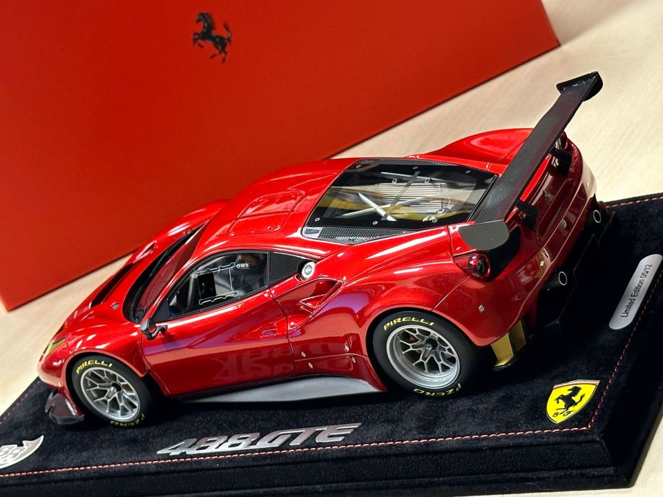 BBR FERRARI 488 GTE LIMITED 05/12 1:18 (P18122RF)