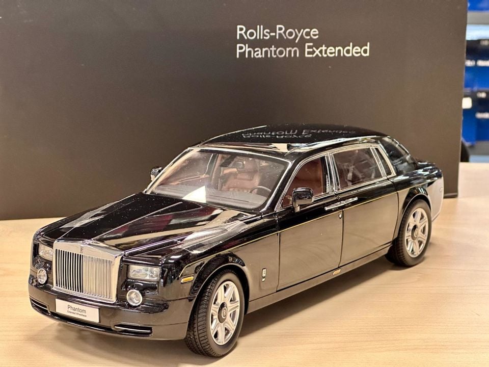 KYOSHO - ROLLS ROYCE - PHANTOM EWB LIMOUSINE 2012