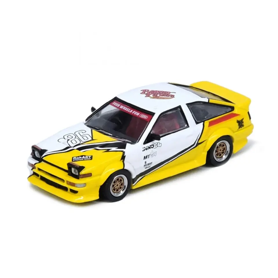 INNO64 TOYOTA SPRINTER TRUENO AE86 1:64