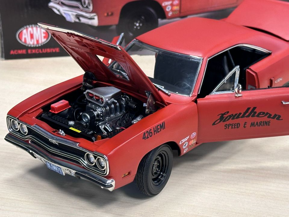 ACME 1:18 1970 PLYMOUNT  GTX DRAG CAR - SOUTHERN SPEED & MARINE