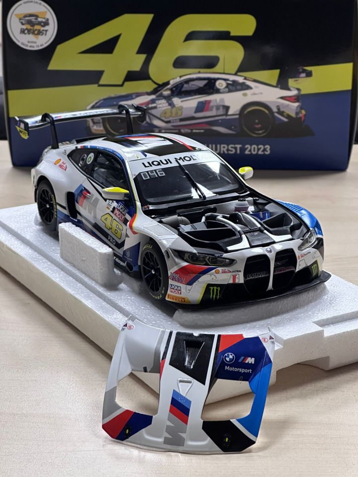 MINICHAMPS BMW M4 GT3 1:18