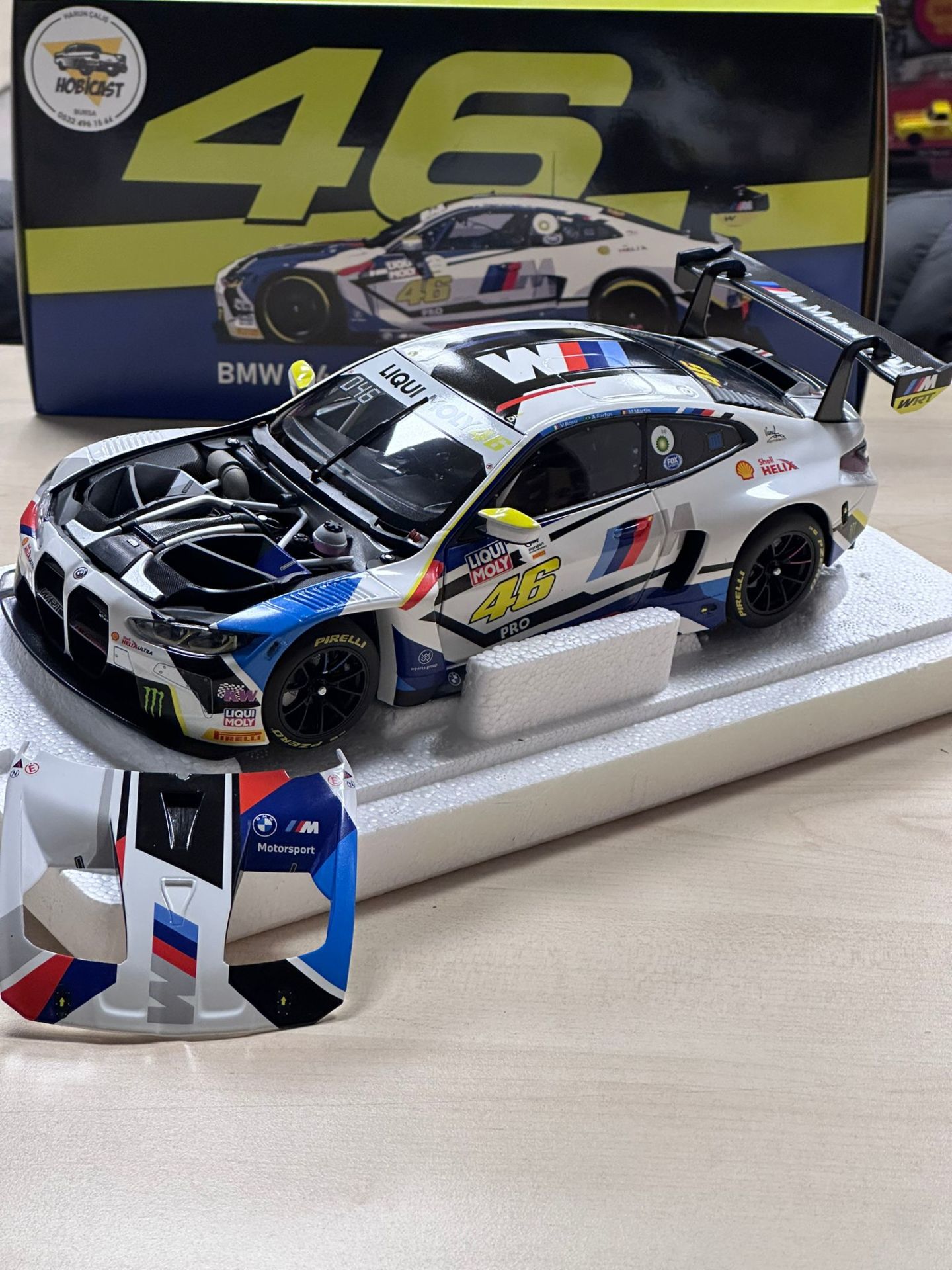 MINICHAMPS BMW M4 GT3 1:18