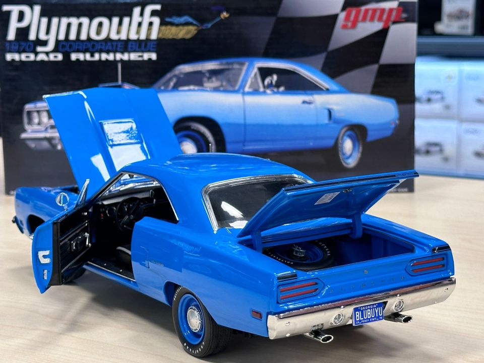 GMP 1:18 PLYMOUTH ROAD RUNNER (LIMITED)