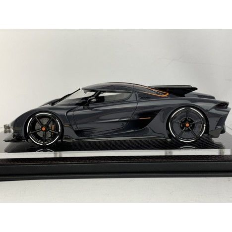 FRONTIART KOENIGSEGG JESKO ABSOLUT 1:18 126/999 LIMITED (F075-169)