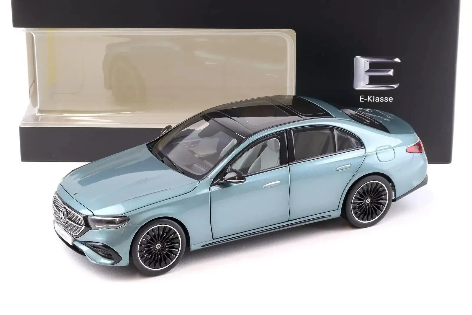 İSCALE MERCEDES-BENZ E CLASS W214 2024 1:18