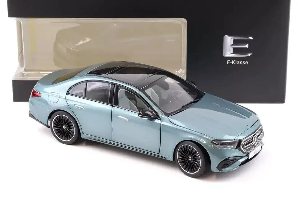 İSCALE MERCEDES-BENZ E CLASS W214 2024 1:18