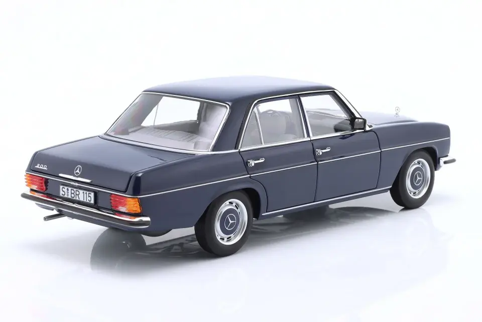 NOREV MERCEDES-BENZ 200 (1973-1976) W115 1:18 (B66040694)