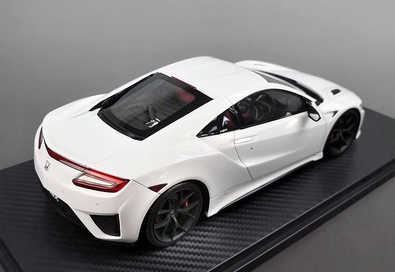 ONE MODEL HONDA NSX 2015 1:18