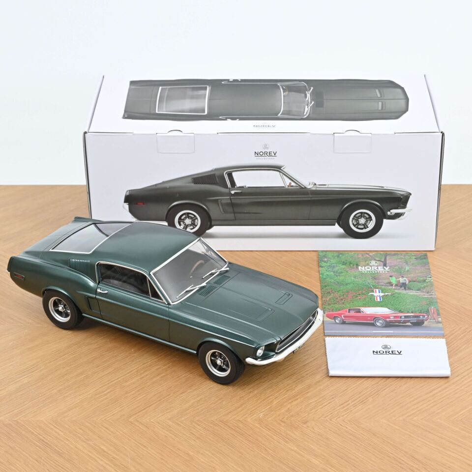 Norev 1:12 Ford Mustang Fastback 1968 Satin Green Metallic