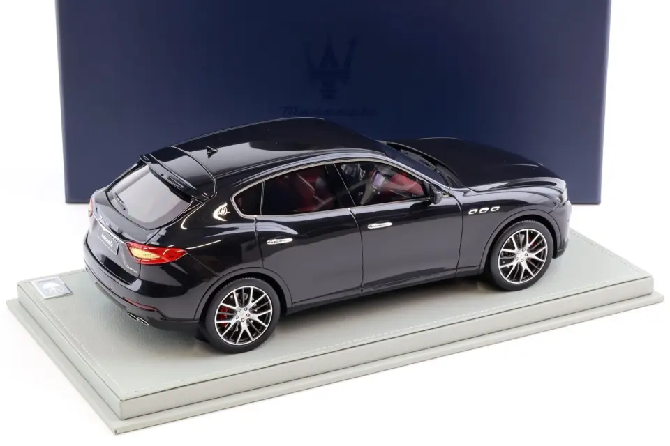 BBR MASERATİ LEVANTE 2016 DEALER VERSION 1:18 (GELECEK MODEL)