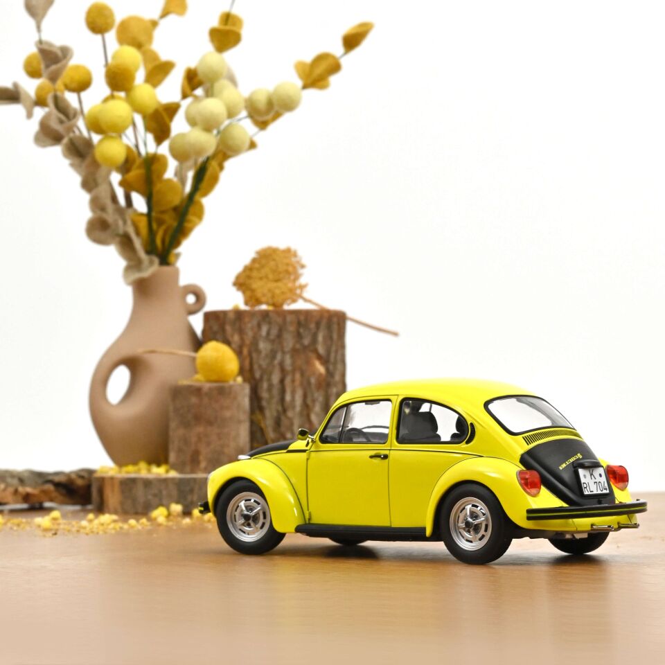 VW 1303 1973 Sarı/Siyah 1:18