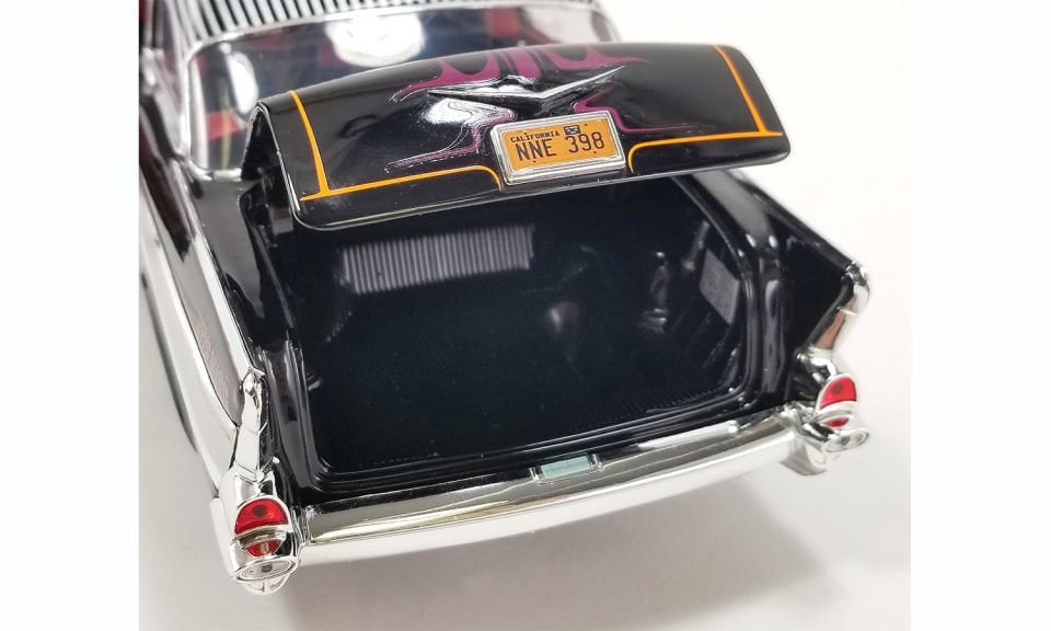 ACME CHEVROLET BIG DADDY ED ROTH 1957 BEL-AIR 1:18 (A1807014)