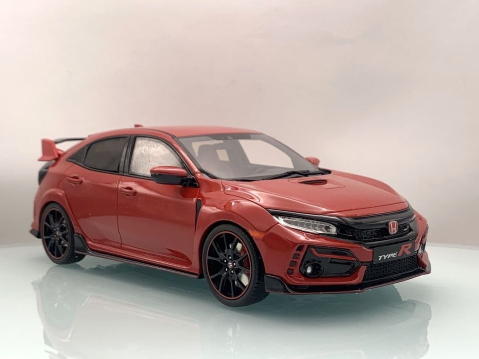 OTTO HONDA CİVİC TYPE R GT FK3 EURO SPEC (OT890) 1:18