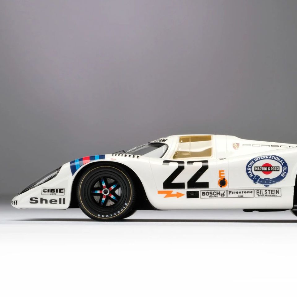AMALGAM PORSCHE 917K MARTINI LIVERY 1971 1:18 (M6015)
