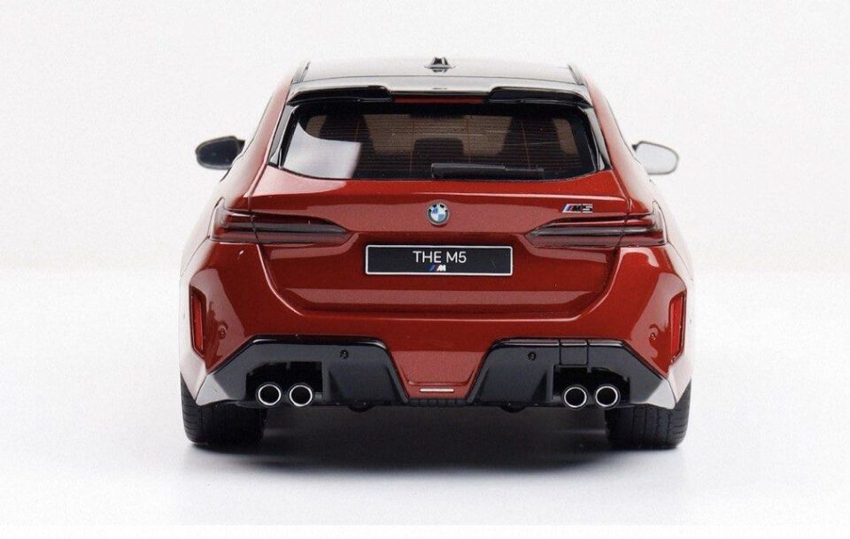 1/18 GT-SPIRIT BMW M5 Touring, Red - GT964