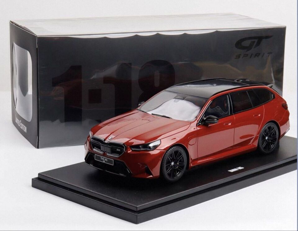 1/18 GT-SPIRIT BMW M5 Touring, Red - GT964