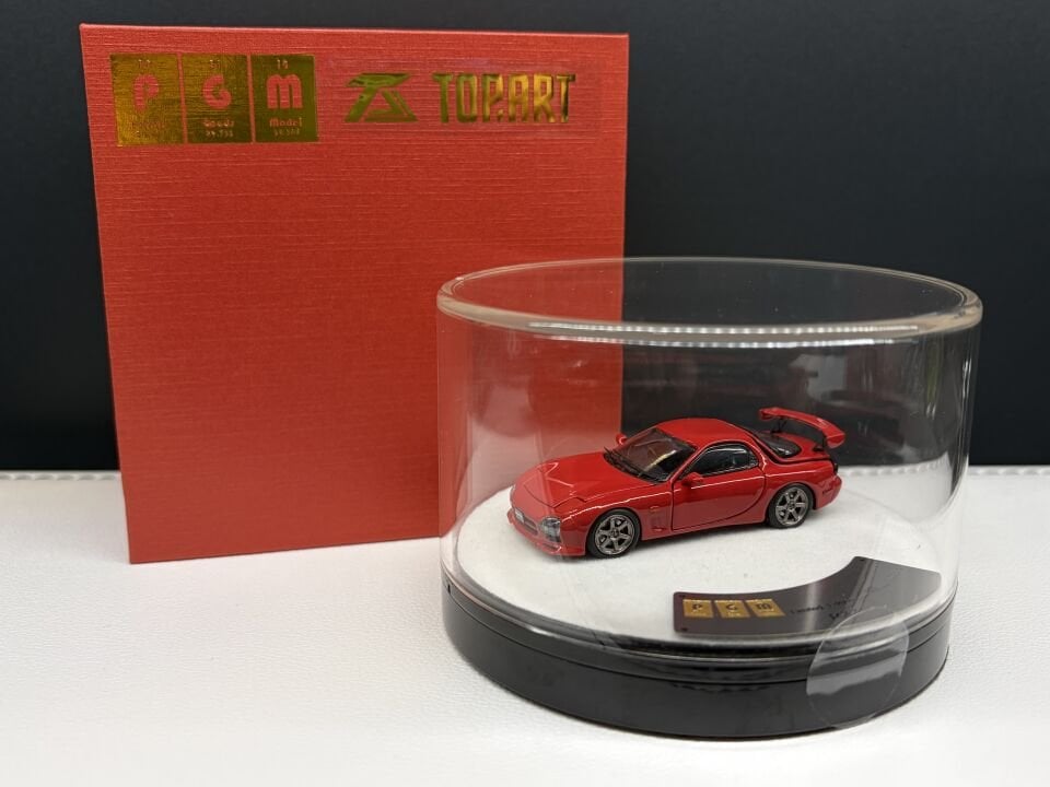 PGM MAZDA RX-7 1:64 (PGM-640804)