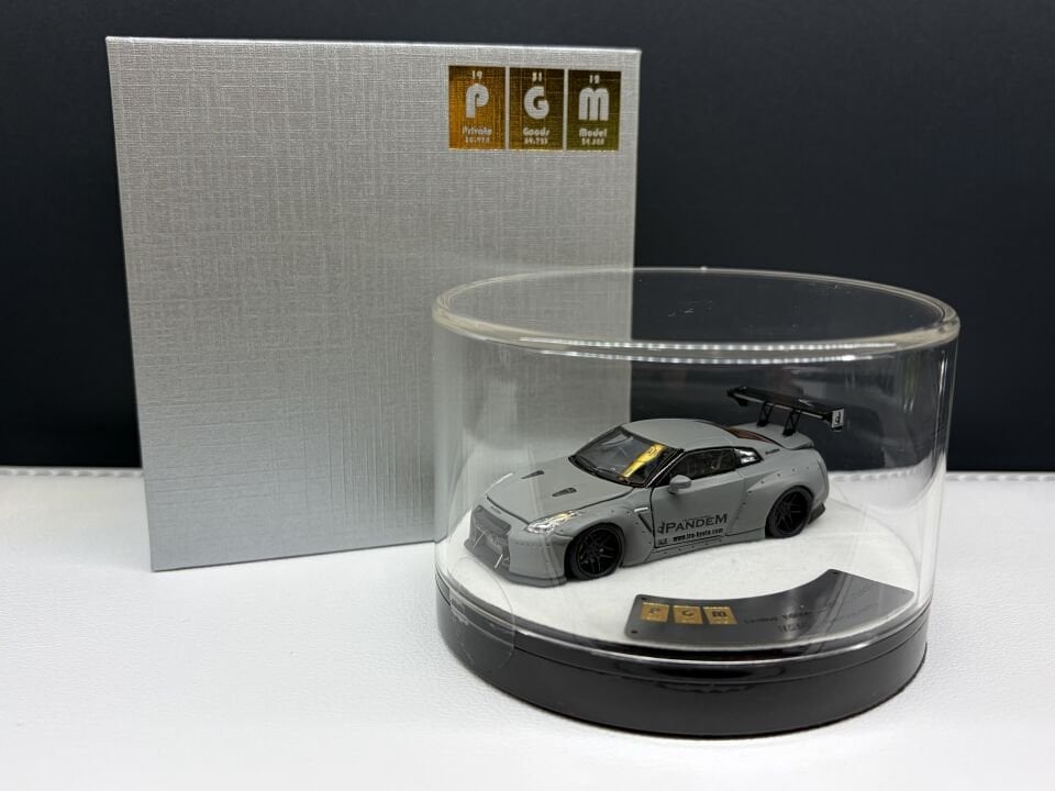 PGM NISSAN GTR R35 PANDEM BODY KIT 1:64 (PGM-640703)