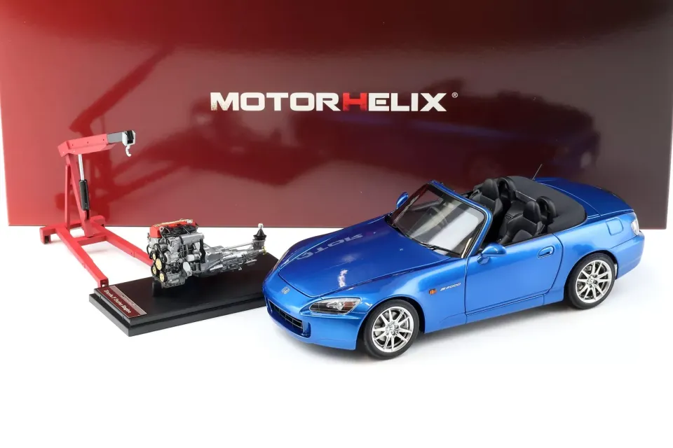 1:18 Motorhelix Honda S2000 (AP2) SPIDER WITH ENGINE AND Crane ACCESSORIES
