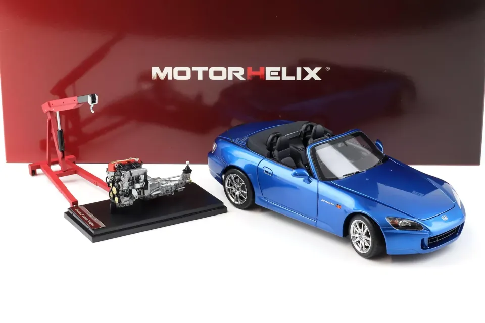 1:18 Motorhelix Honda S2000 (AP2) SPIDER WITH ENGINE AND Crane ACCESSORIES