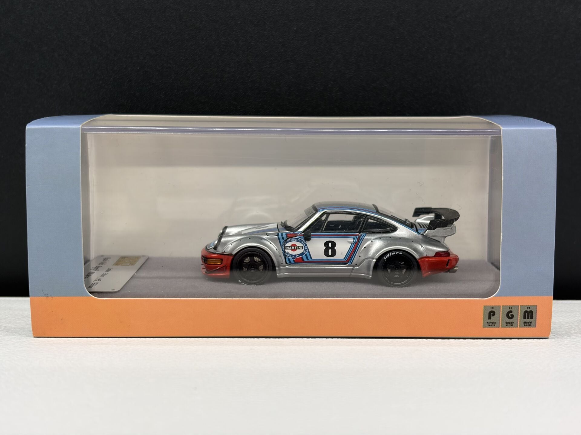 PGM RAUH-WELT BEGRIFF PORSCHE 964 1:64 (PGM-640007)