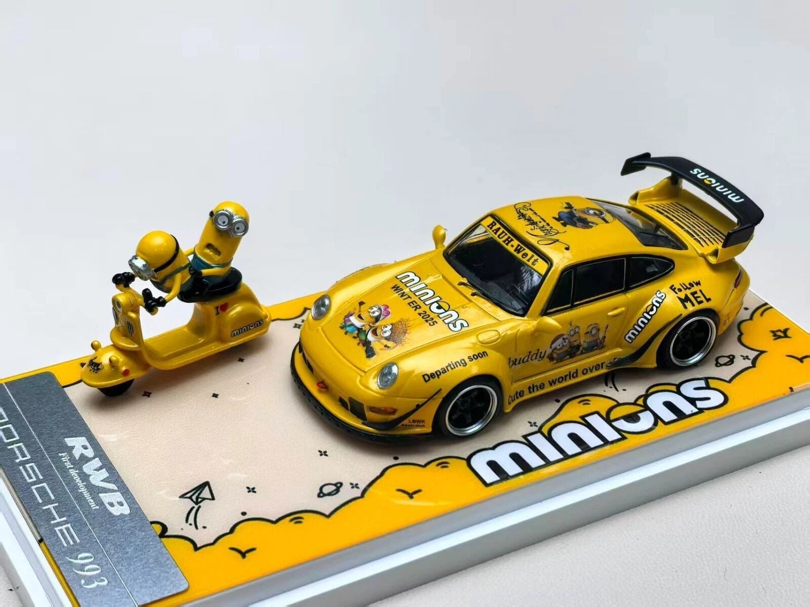 BOB 1:64 993 RWB Minions Livery