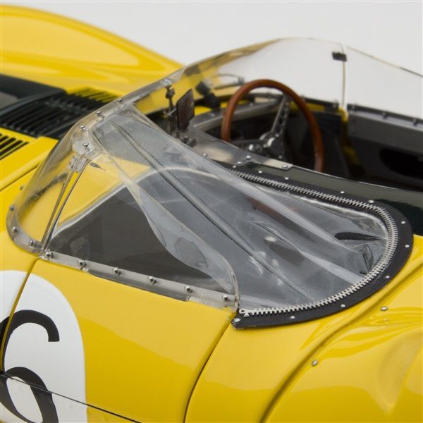 1954-57 EXOTO JAGUAR D-TYPE SHORT NOSE (RLG89002C)