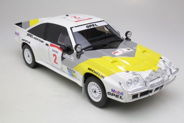 OTTO OPEL MANTA 400 GR.B SAFARİ RALLY 1983 (OT245) 1:18