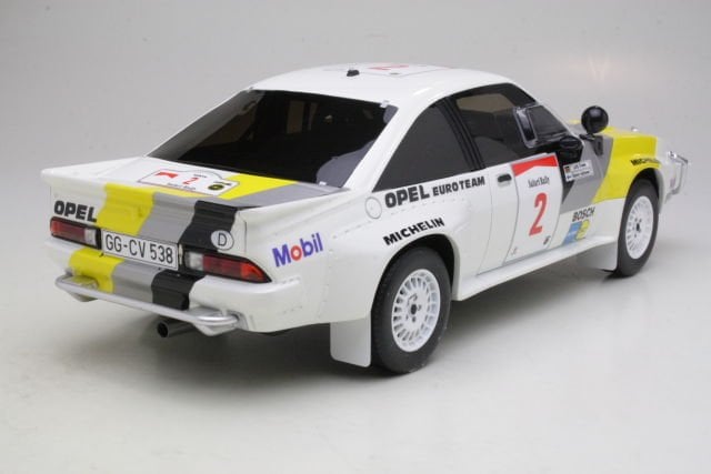 OTTO OPEL MANTA 400 GR.B SAFARİ RALLY 1983 (OT245) 1:18