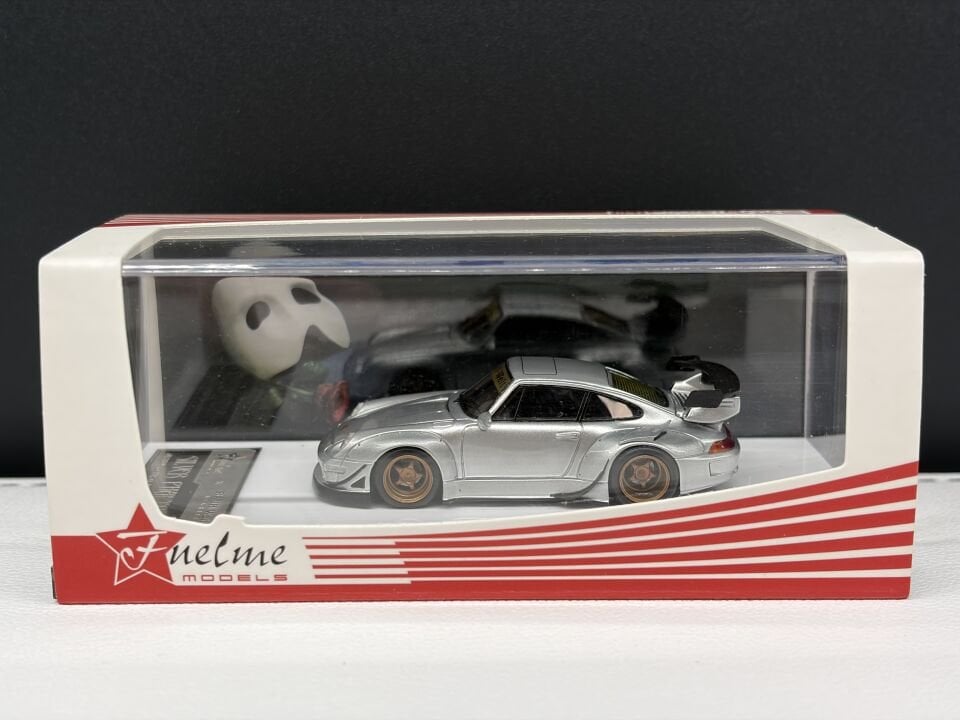 FUELME PORSCHE 911 (993) RWB SILVER PHONTOM 1:64